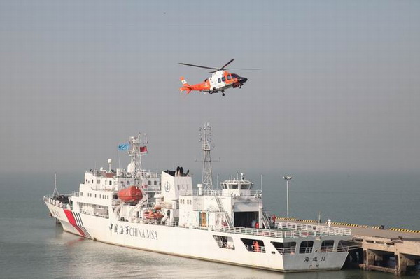 中国首批海事直升机圆满完成首飞任务