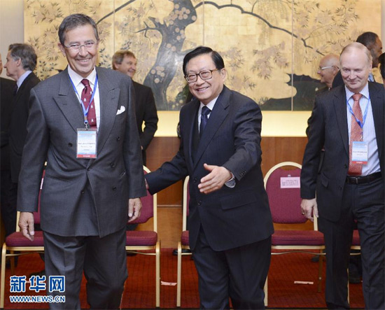 华建敏出席国际海事委员会第40届大会开幕式并致辞