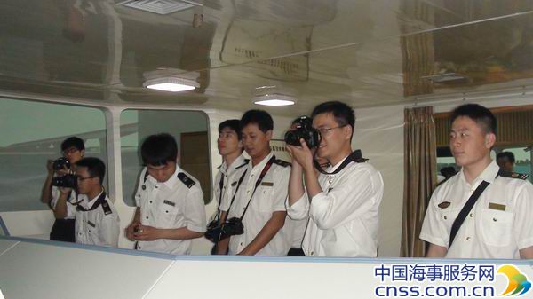 黄石海事局青年参加长江海事局2013年摄影培训班