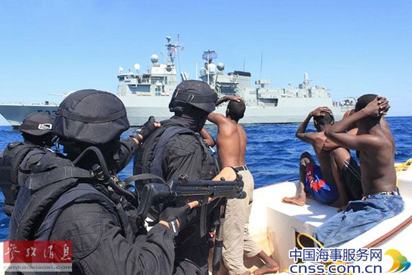 外媒：伊朗海军再次解救遭海盗攻击中国货轮