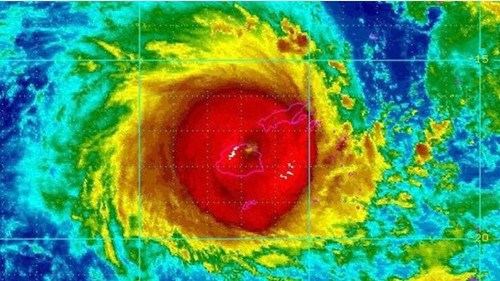 斐济遭超强飓风袭击致至少3人遇难 全国实行宵禁
