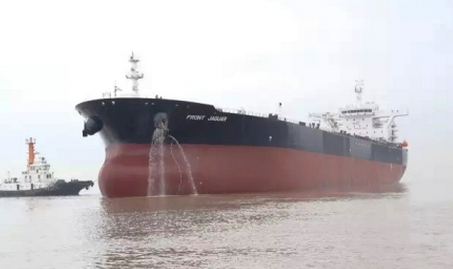 舟山中远船务11.1万吨油轮完成试航