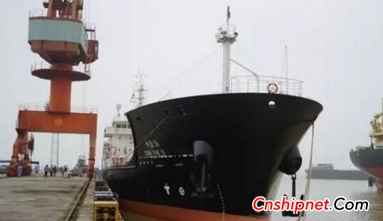 Ship owners of LR1 dirty tankers could soon make the switch to clean trading