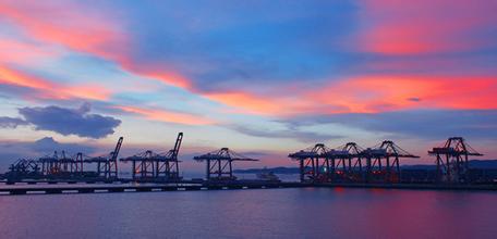 宁波致力打造一流的国际港口名城
