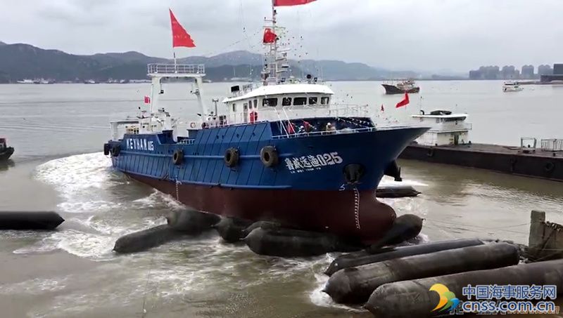 浙江振兴船舶修造3艘远洋双甲板单拖网渔船下水