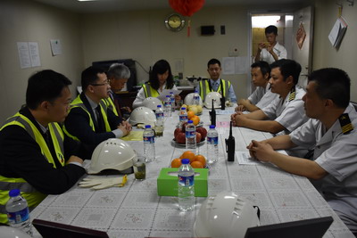 驻迪拜代总领事马旭亮于世界海员日慰问中国船员