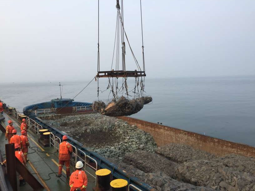 烟台打捞局成功完成蓬莱-长岛供水管线修复工程