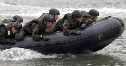 日版海军陆战队与美军合练“夺岛”剑指何方？