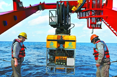 “海龙Ⅲ”潜水器西太平洋首次海试