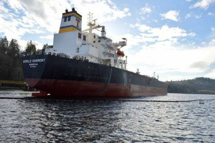 自由党新法案在众议院通过，将禁止大型油轮在太平洋港口靠岸