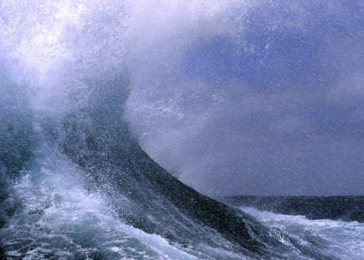 百慕大没有超自然力量 罪魁祸首是巨浪
