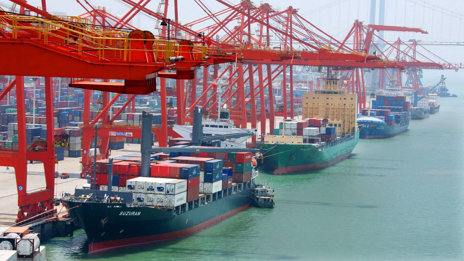  每年有多少外籍轮船造访中国港口?超过28万艘次