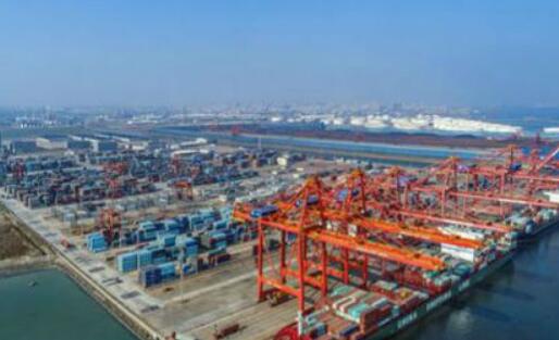 广东湛江港30万吨级航道改扩建工程昨开工 总投资约39亿元