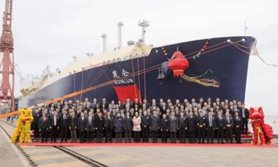 提前一个月！沪东中华交付今年首艘大型LNG船
