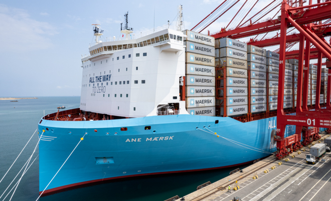 全球首艘大型甲醇动力集装箱船挂靠招商港口旗下CICT码头
