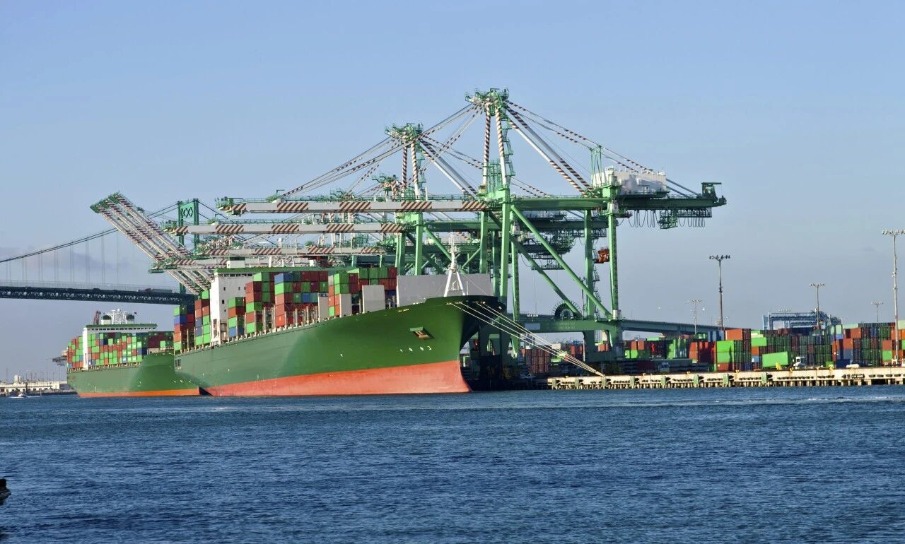 Shipping Also Needs a 'National Team'? US Think Tank Recommends Government-Backed Domestic Liner Giants.