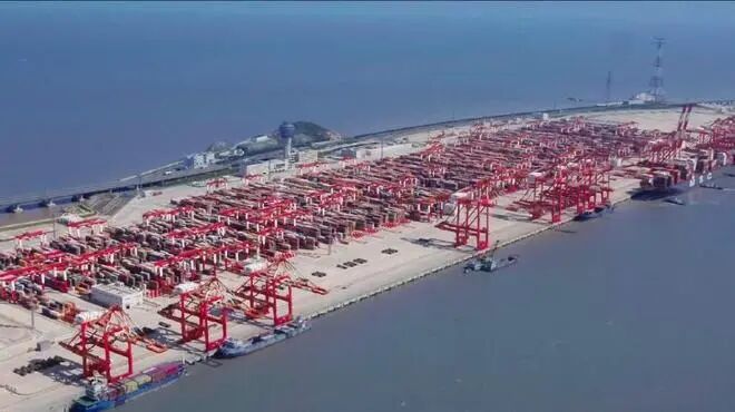 中国拿下全球七成岸桥市场，美国想本土制造，成本或将高出两倍有余？