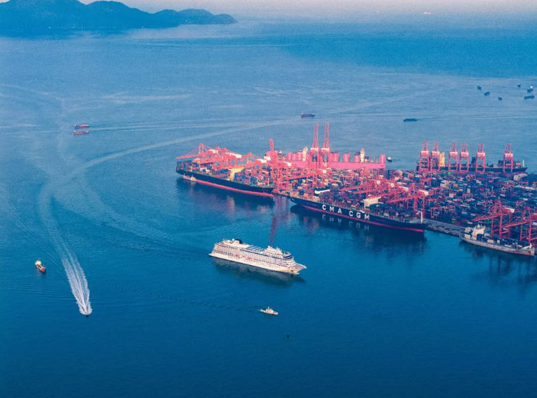 深圳港今年吞吐量已达3000万标箱