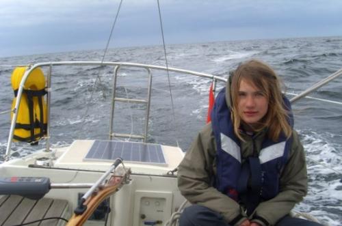 荷兰法院批准14岁女孩独自环球航行（图）