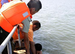 唐山王滩海域成立海上义务救助队（图）