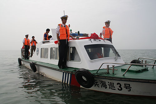 福建海事局向兵团赠送海巡艇 农二师获赠一艘