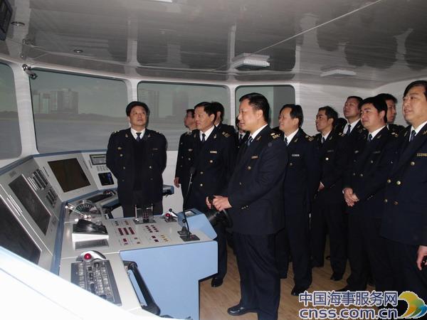 船员室内实操考试 内河首台船舶操纵模拟器启用