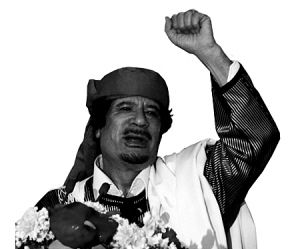 卡扎菲向民众发放武器弹药（组图）