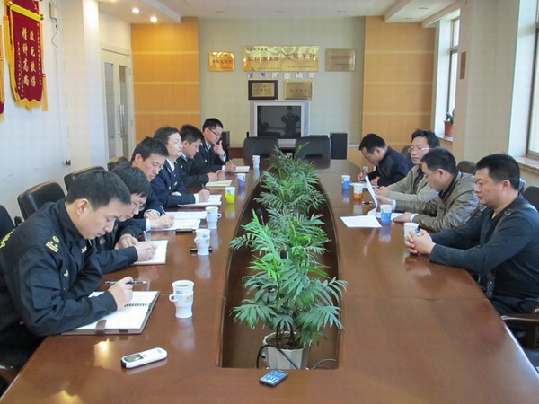 上海外高桥海事处开展船舶消防安全管理商谈