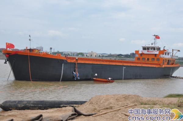 江西吉安最大吨位内河船舶下水（图）