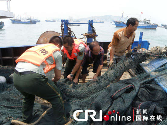 伏季休渔结束 漳州浯屿港400艘渔船出海作业