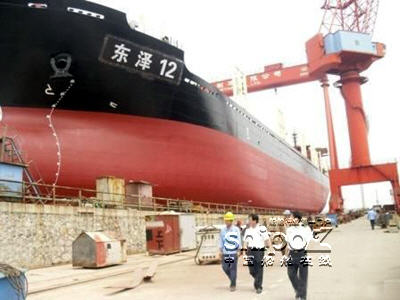 南京东泽船厂“东泽12”轮下水（图）