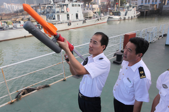 新式救助设备装备海巡艇（图）