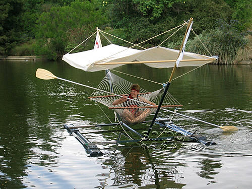 美国大学发明DIY吊床船（图）
