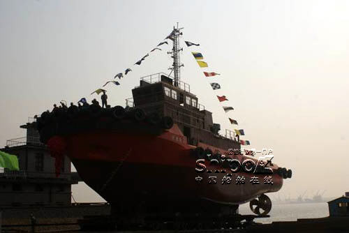 新河船舶重工消防船“津港轮25”下水