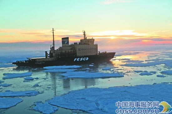 35天花费35万 首个成都人乘破冰船游南极（图）