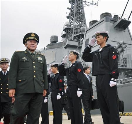 海军少将：一旦中日在海上遭遇 中国靠的是人（图）
