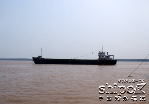 中国首艘船级社论证混合动力示范船试航（图）