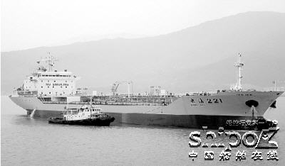 东海造船万吨油/化船“东海221”号交付使用