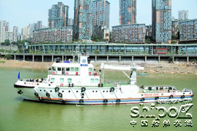 重庆市第一艘多功能救援船交付投运