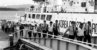 韩国海警曾向中国渔民开5枪 最后一枚子弹致命