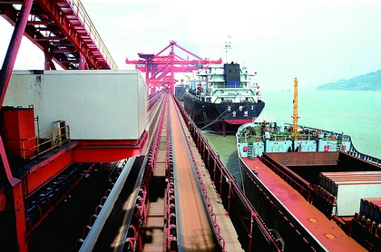 连云港港30万吨级矿石码头顺利通过验收