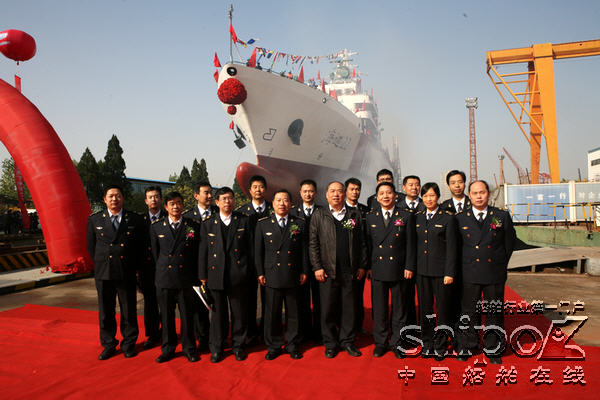 浙江海事局80米级巡逻船“海巡22”在武船下水