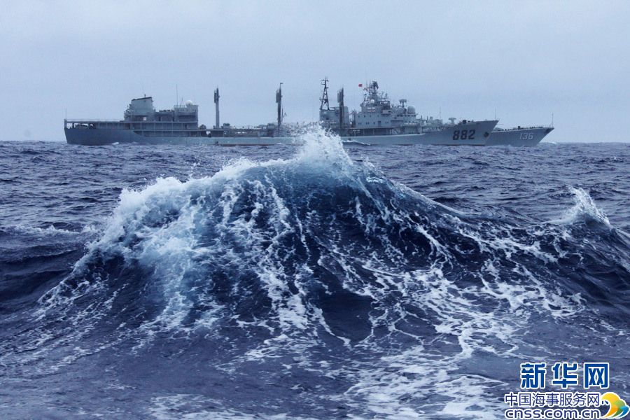 中国海军编队疑遇不明潜艇跟踪 紧急对抗