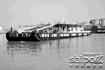 苏州内河救捞“第一船”即将“上岗”