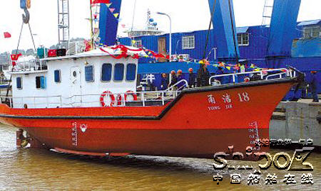 宁波满洋船厂4艘长16.8米溢油应急工程船下水