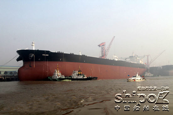 新时代造船32万吨VLCC在泰州下水试航