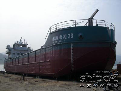 肇庆荣业船舶3艘1000立方自航开体泥驳将下水
