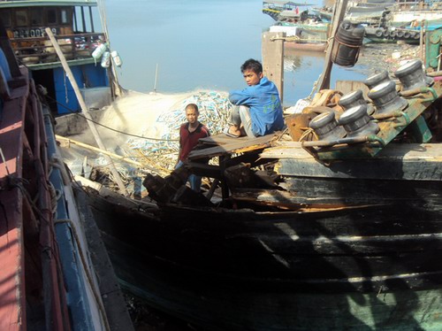 儋州渔船作业时被撞损 肇事船逃逸