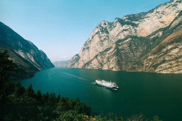 Plans to link Yangtze and Pearl rivers
