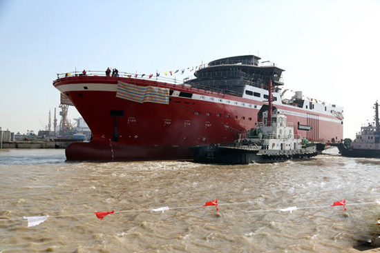 上海船厂多缆物探船“发现6号”下水